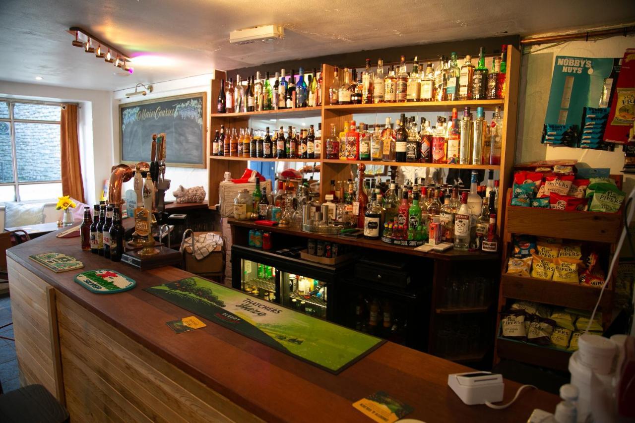 The Swan Hotel Shepton Mallet Buitenkant foto