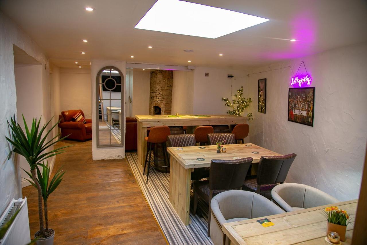 The Swan Hotel Shepton Mallet Buitenkant foto