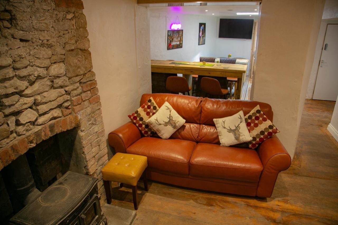The Swan Hotel Shepton Mallet Buitenkant foto